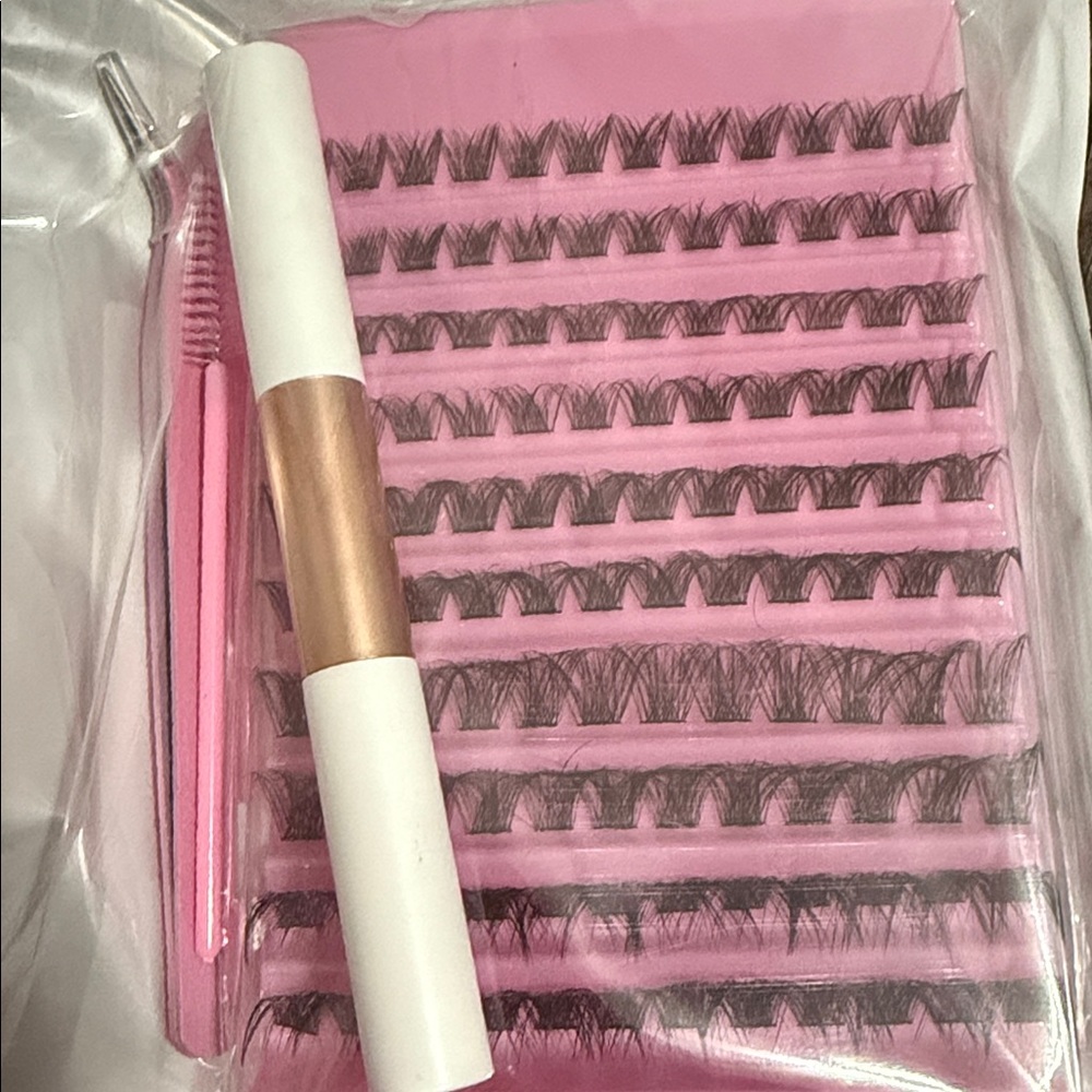 Eyelash Extension Kit - Picture 2 of 3